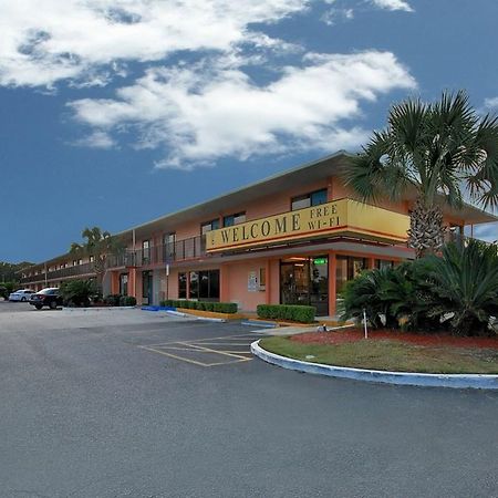 Super 6 Inn & Suites Pensacola Ferry Pass Eksteriør bilde